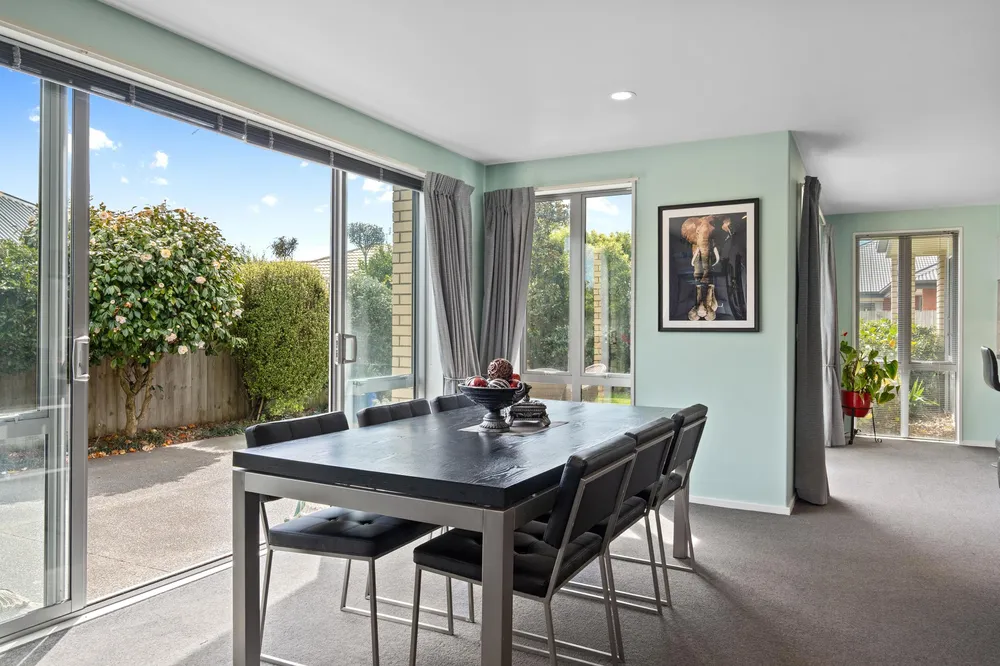 Photos of 33 Corsair Drive