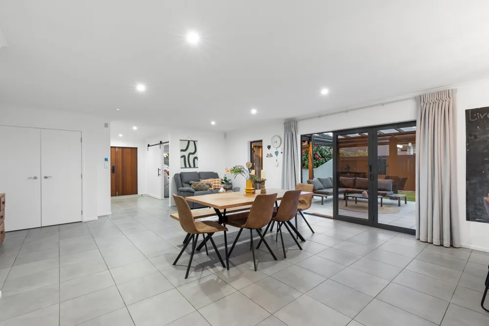 Photos of 8 Putaka Place