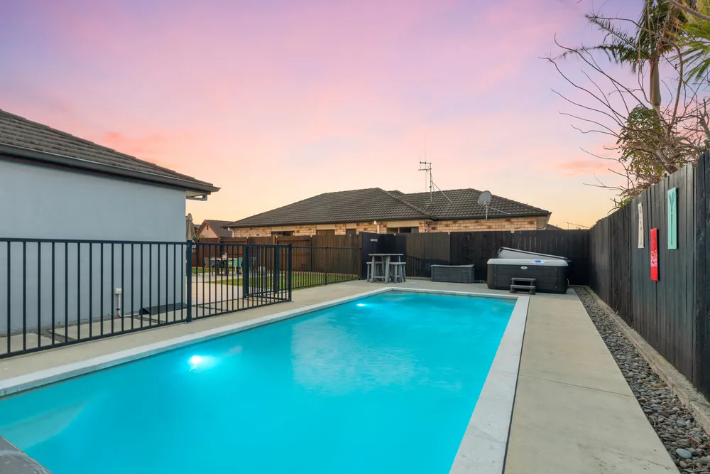 Photos of 8 Putaka Place