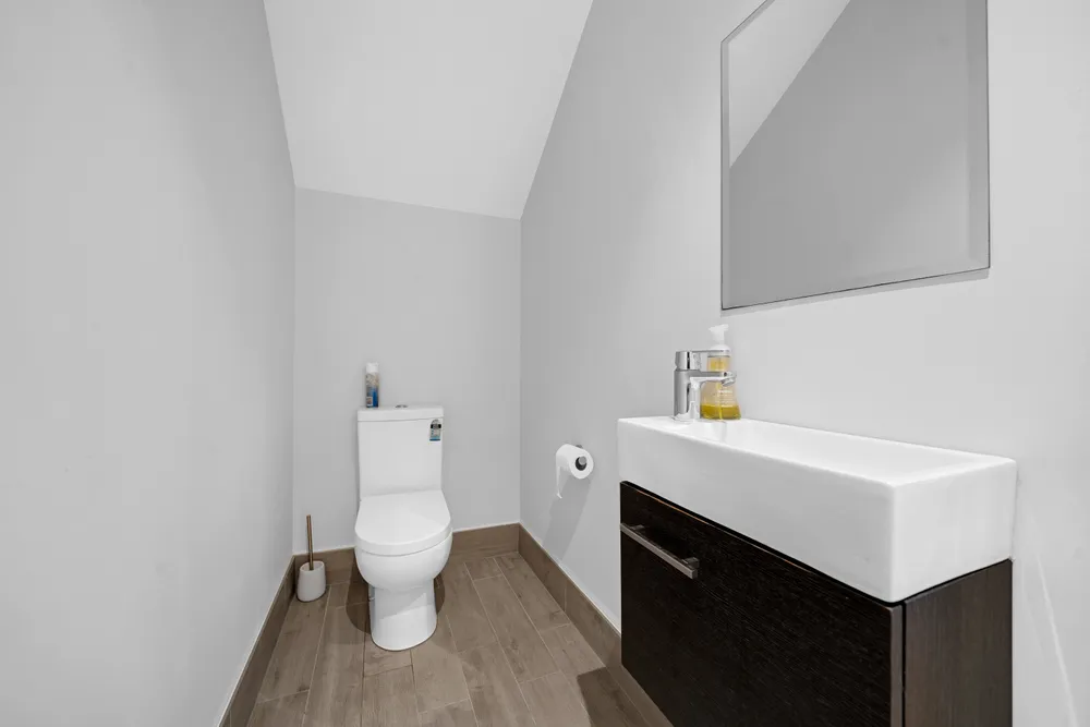 Photos of 17 Masons Road