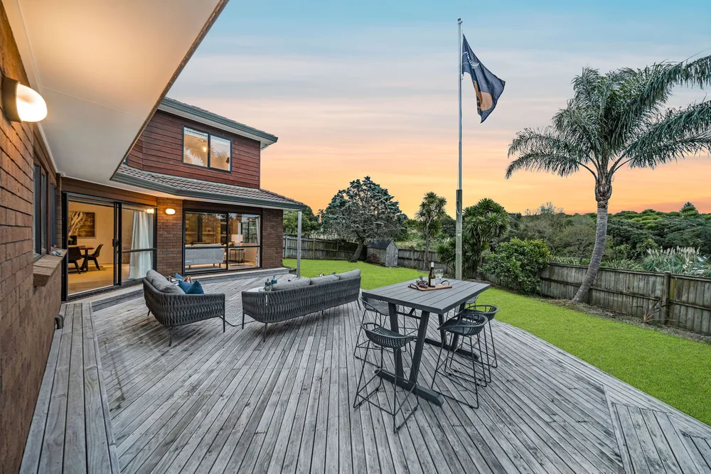 Photos of 12 Lochend Place