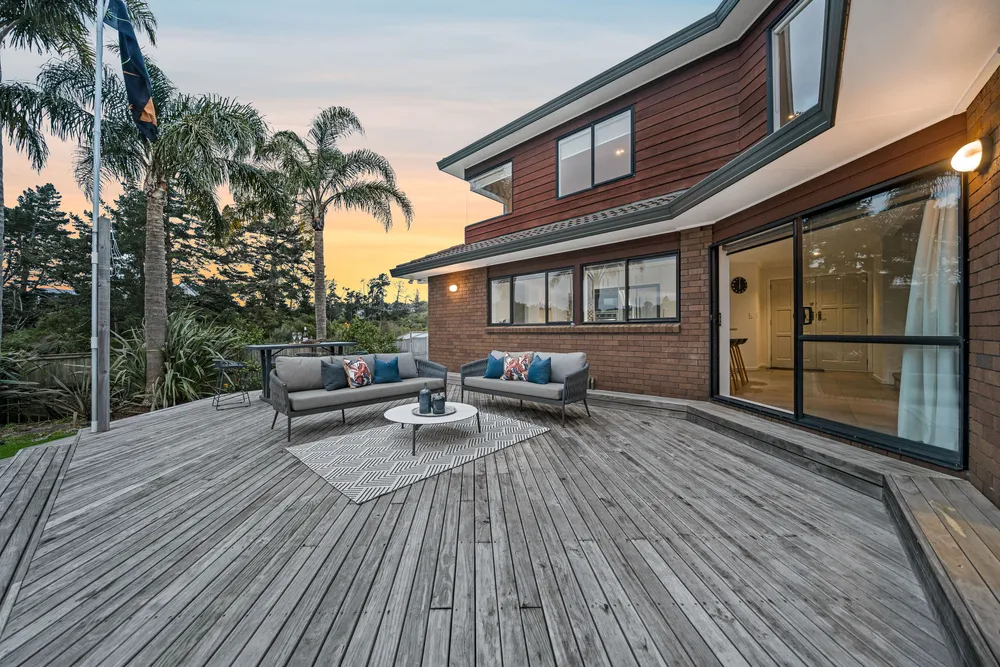 Photos of 12 Lochend Place