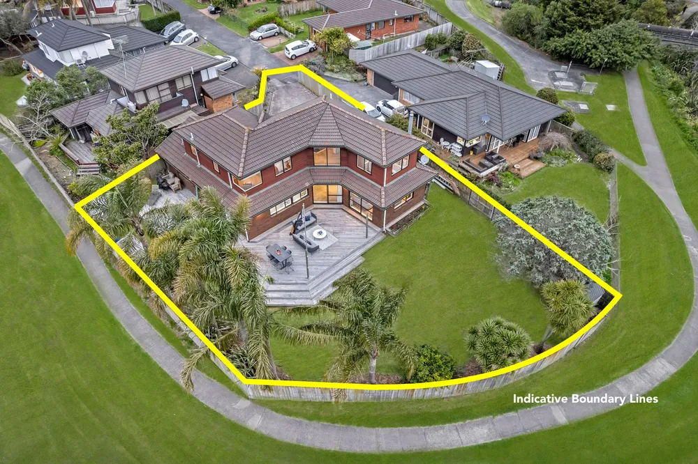 Photos of 12 Lochend Place