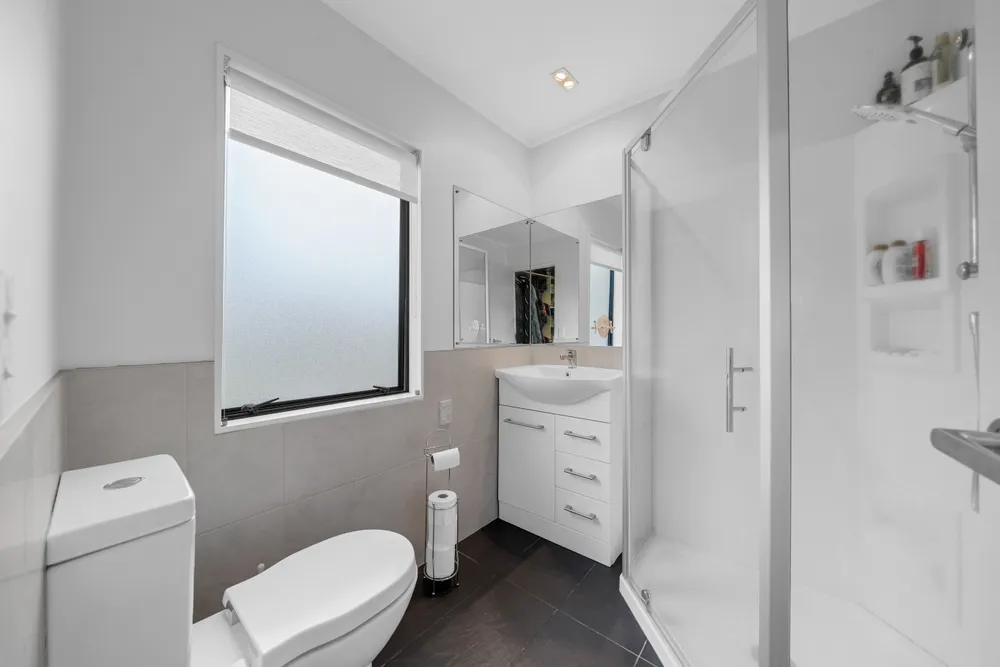 Photos of 12 Lochend Place