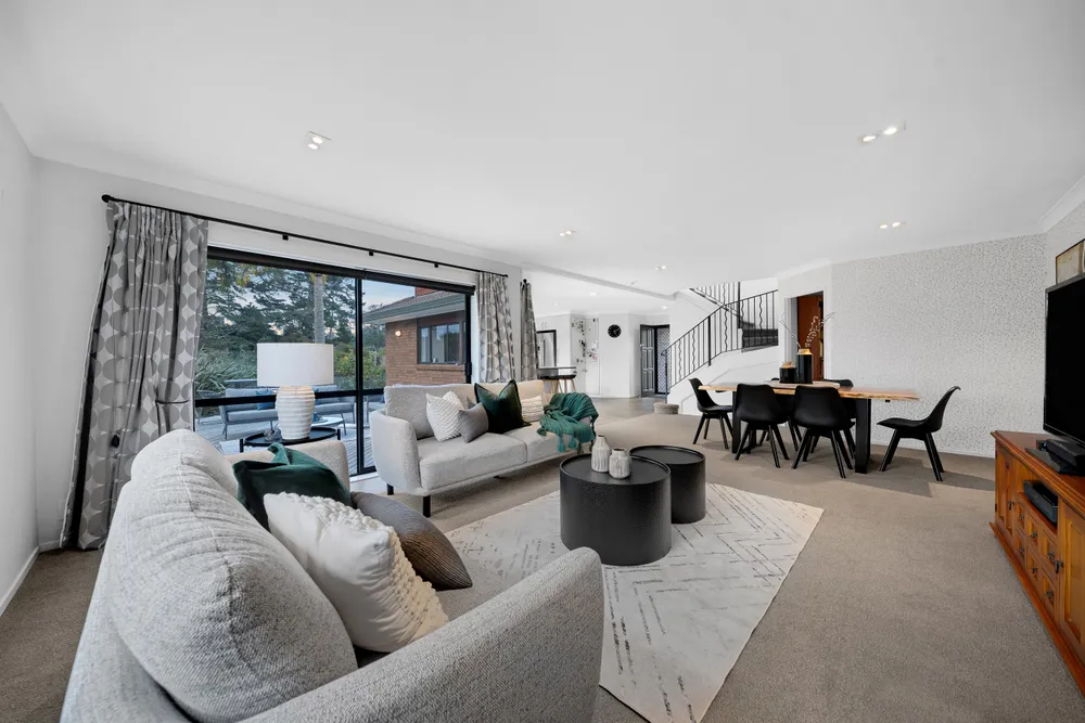 Photos of 12 Lochend Place