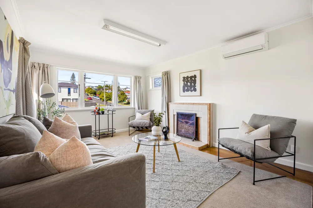 Photos of 19 Rogan Street