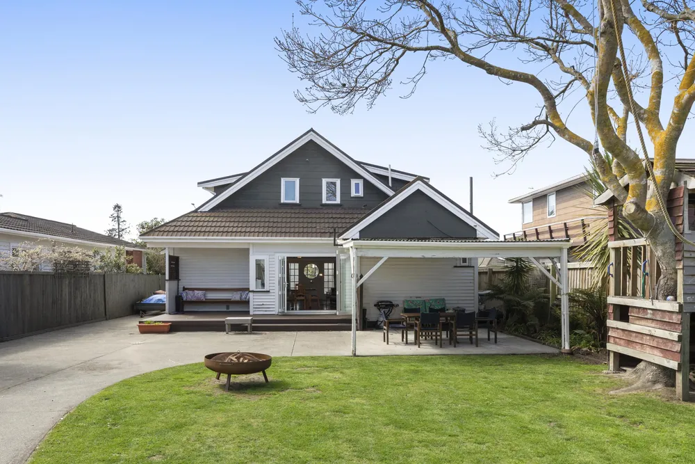 Photos of 117 Lyttelton Street