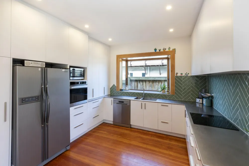Photos of 117 Lyttelton Street