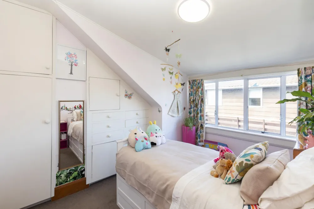Photos of 117 Lyttelton Street