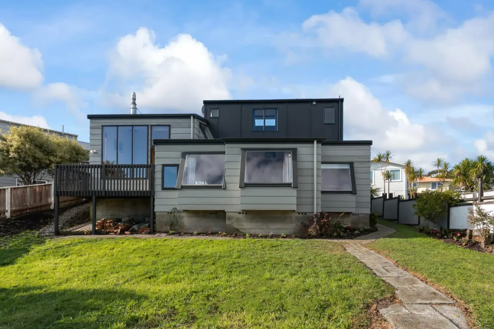 Photos of 7 Ayr Place