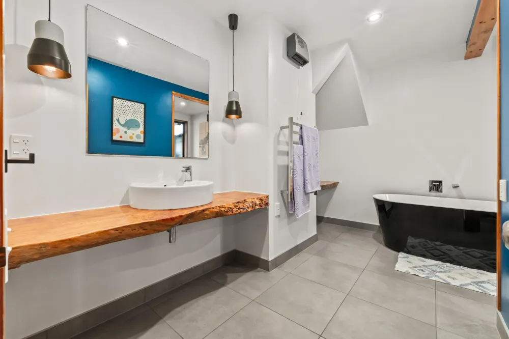 Photos of 7 Ayr Place