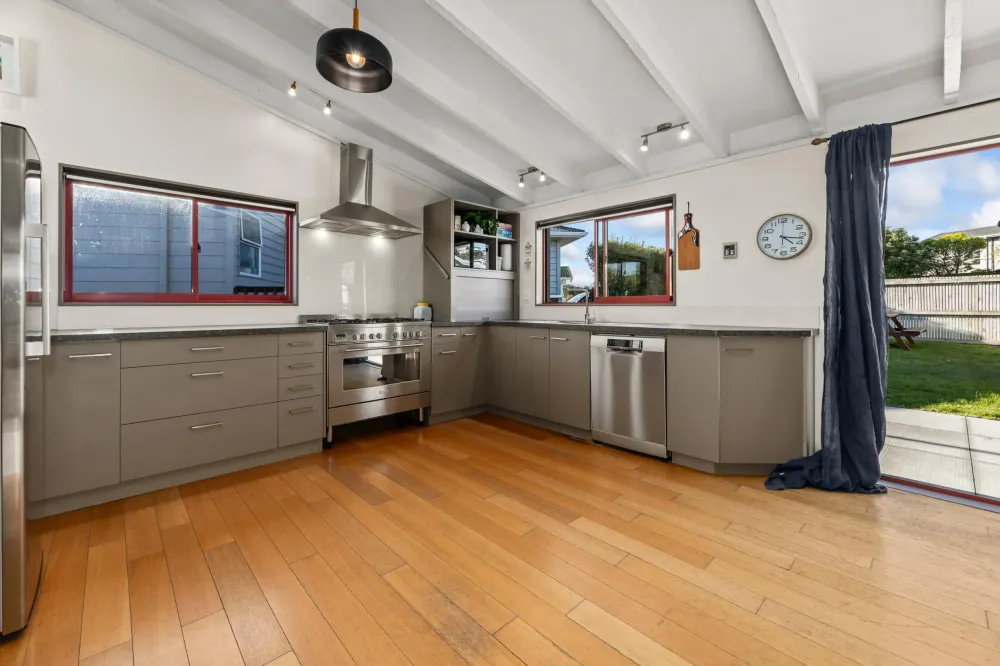 Photos of 7 Ayr Place