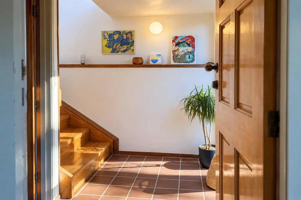 Photos of 179 Victory Road