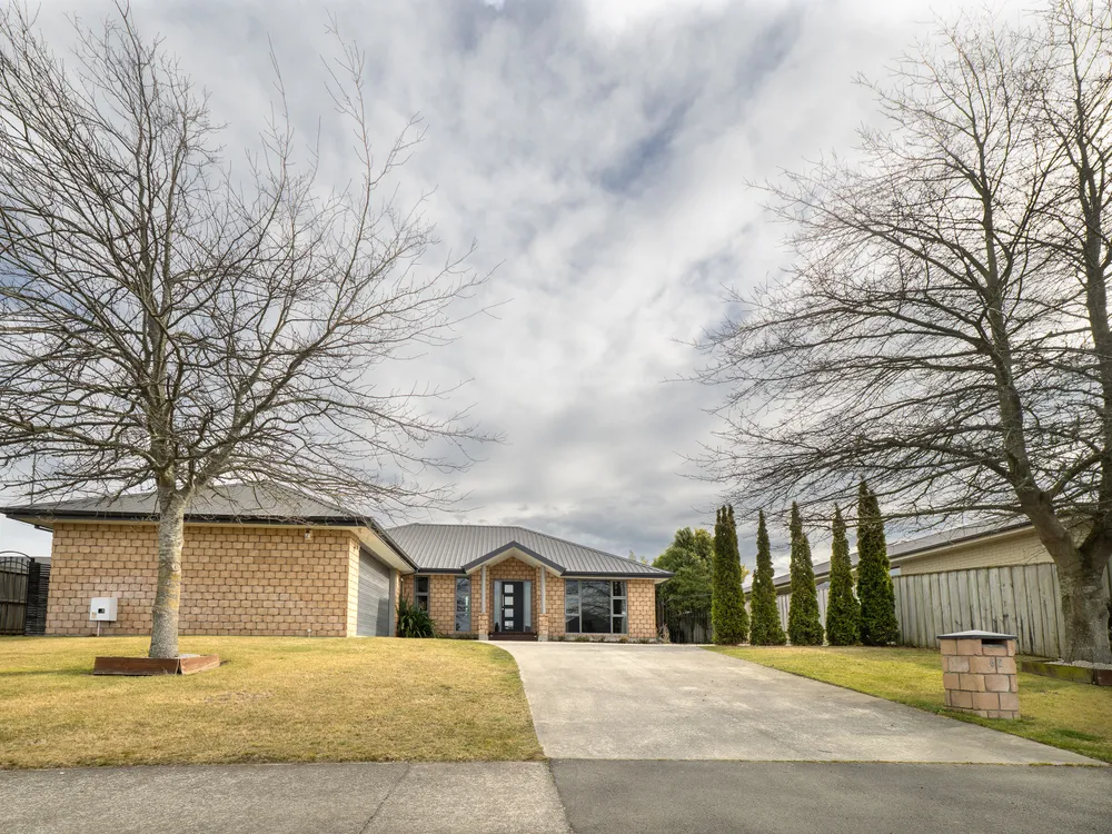Photos of 62 Rotherham Drive