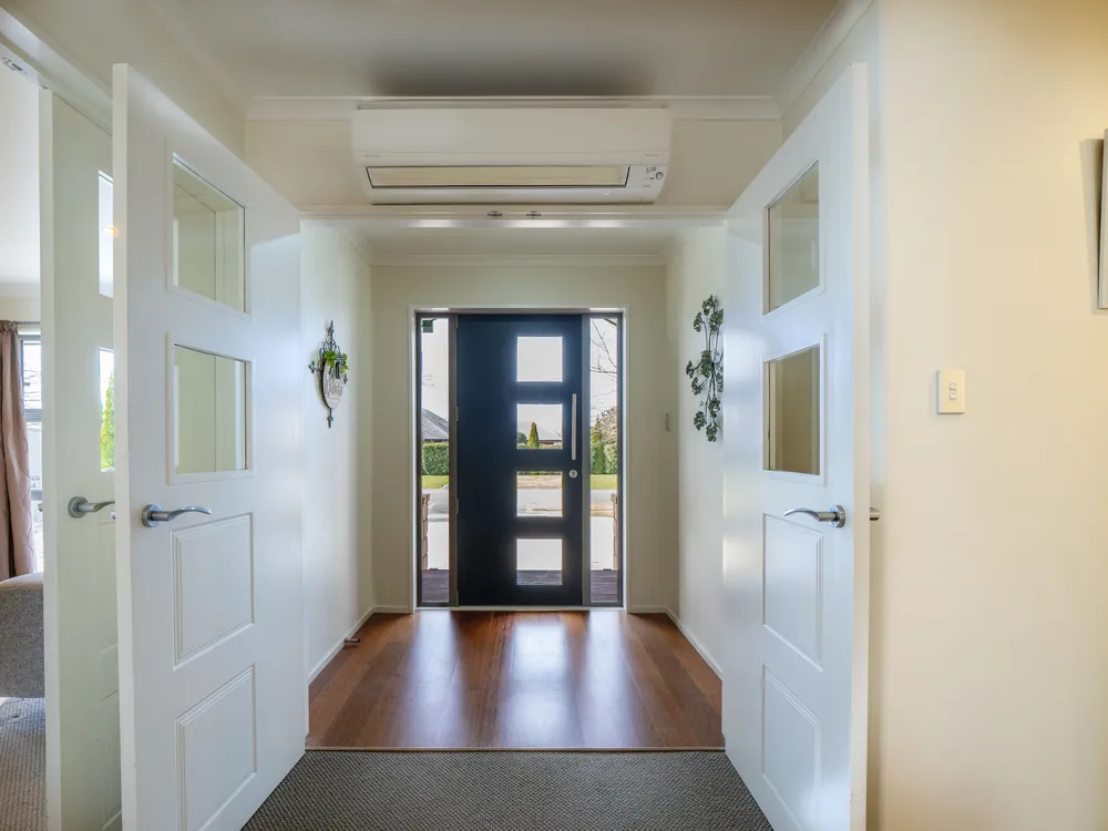 Photos of 62 Rotherham Drive
