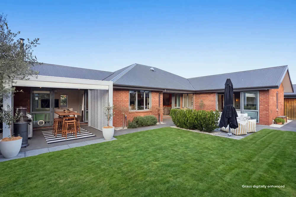 Photos of 16 Franklin Drive