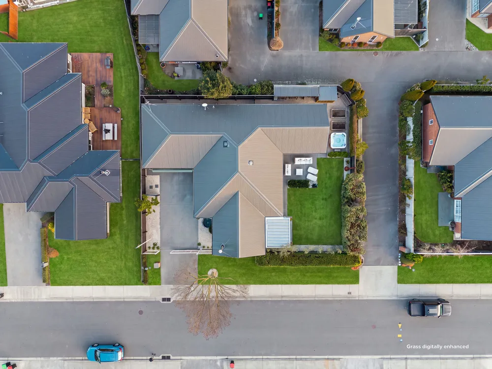 Photos of 16 Franklin Drive