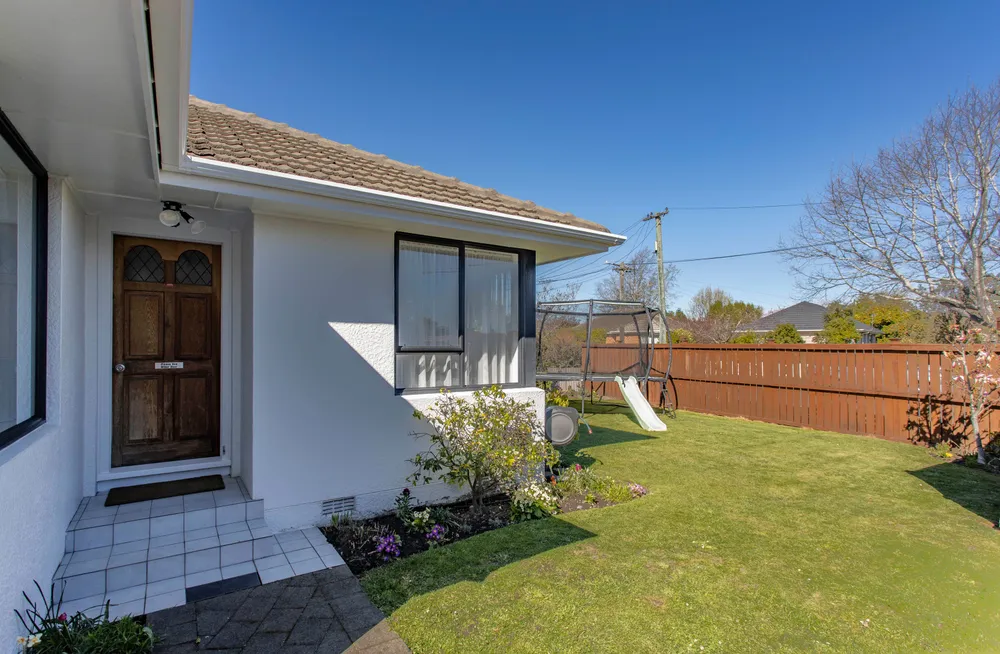 Photos of 15 Twyford Street