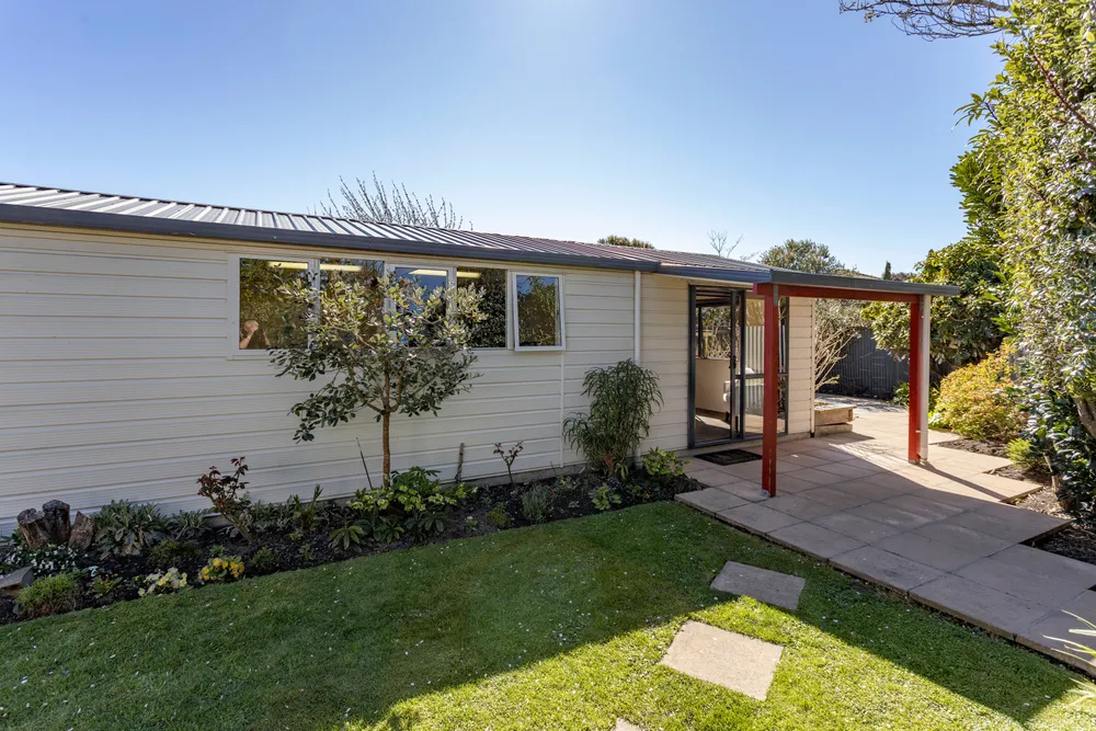 Photos of 15 Twyford Street