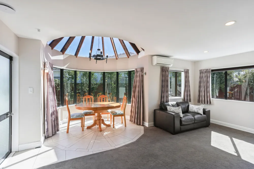 Photos of 15 Twyford Street