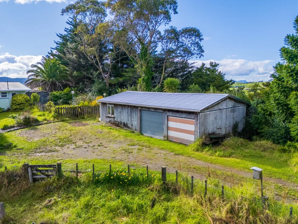 Photos of 488 Maungakaramea Road