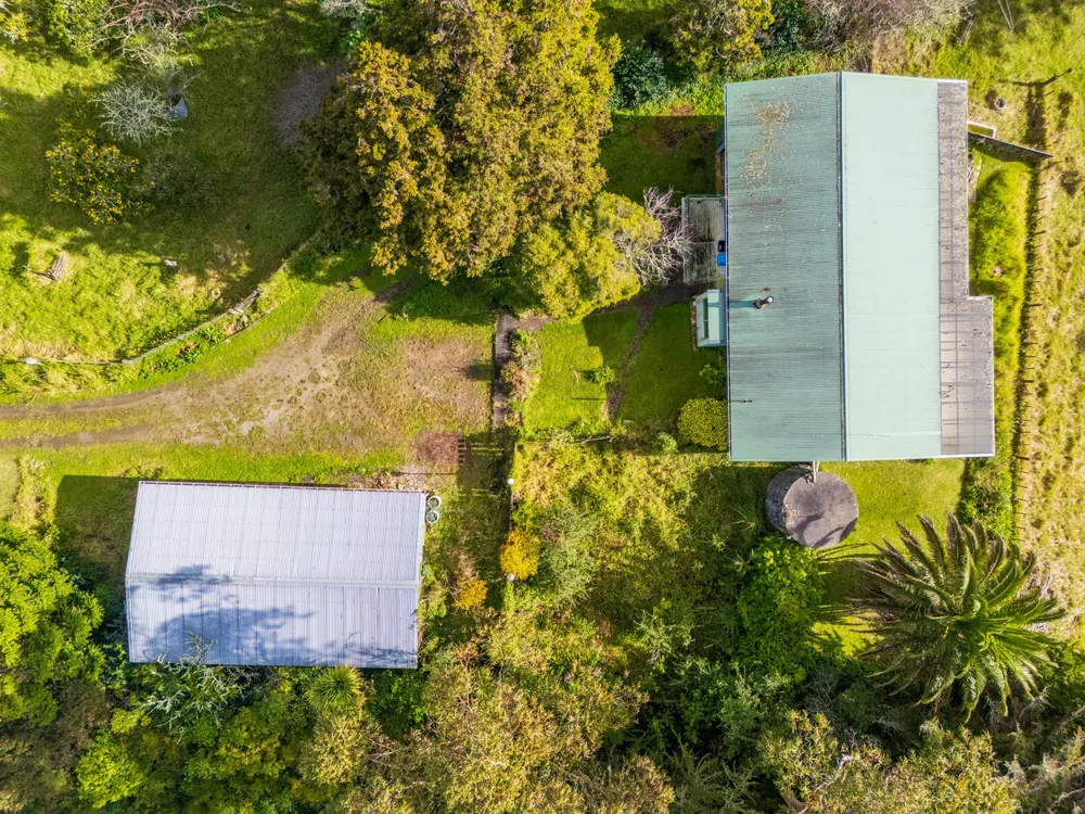 Photos of 488 Maungakaramea Road