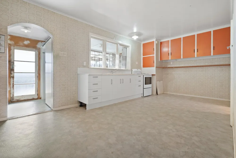 Photos of 488 Maungakaramea Road