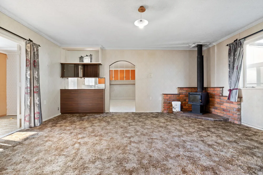 Photos of 488 Maungakaramea Road
