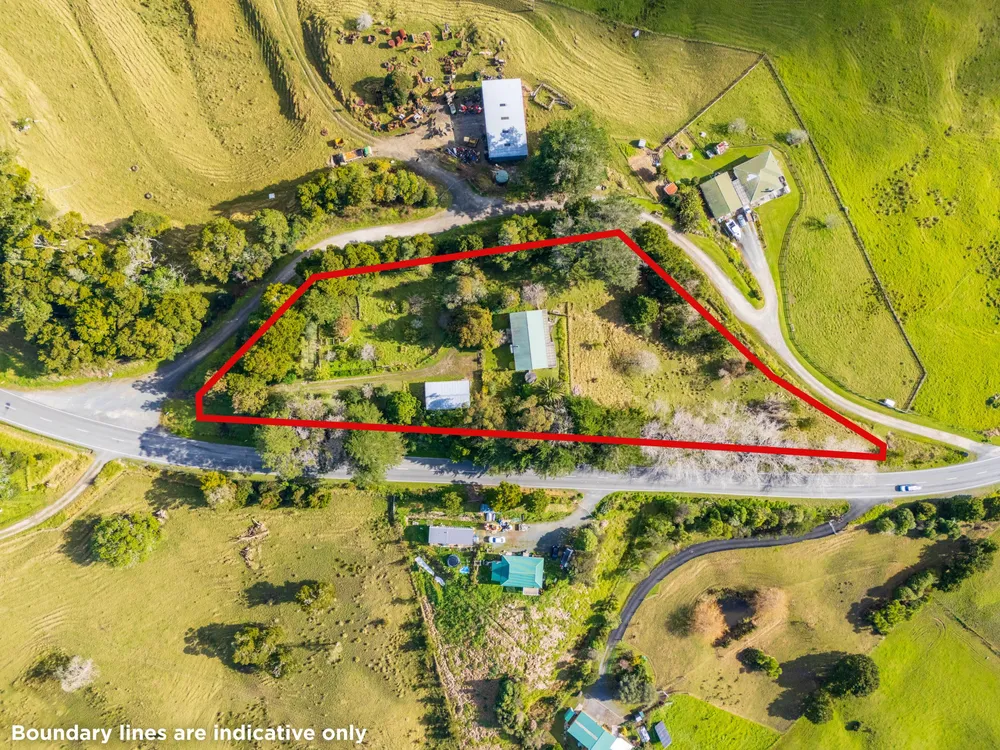 Photos of 488 Maungakaramea Road