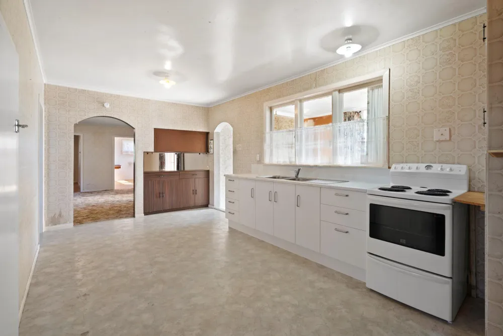 Photos of 488 Maungakaramea Road