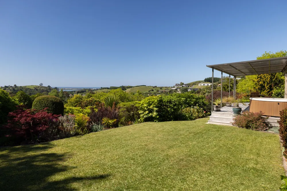 Photos of 91 Waikite Road