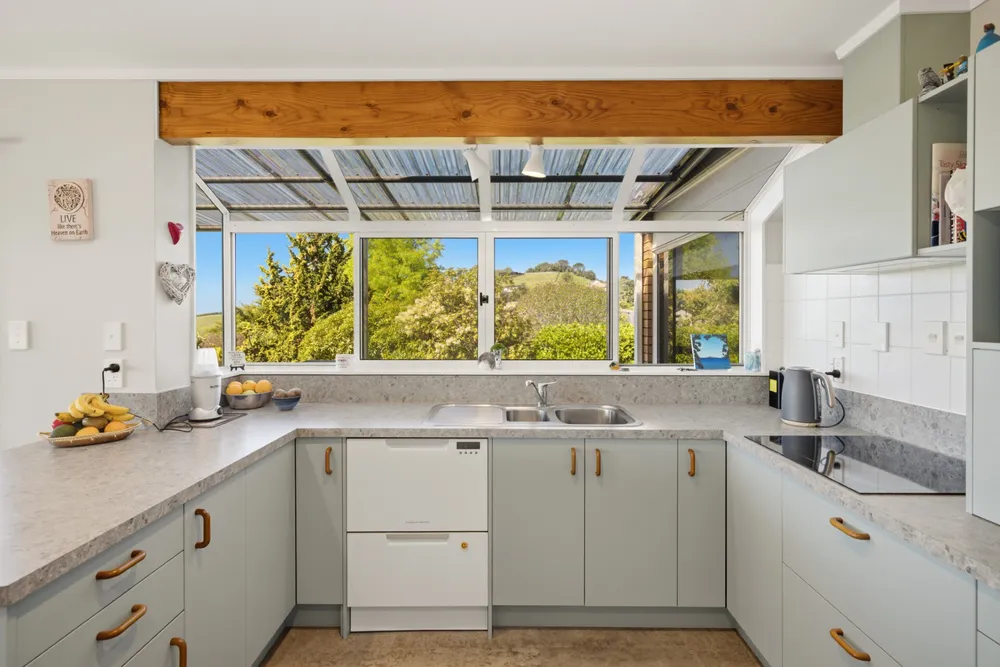 Photos of 91 Waikite Road