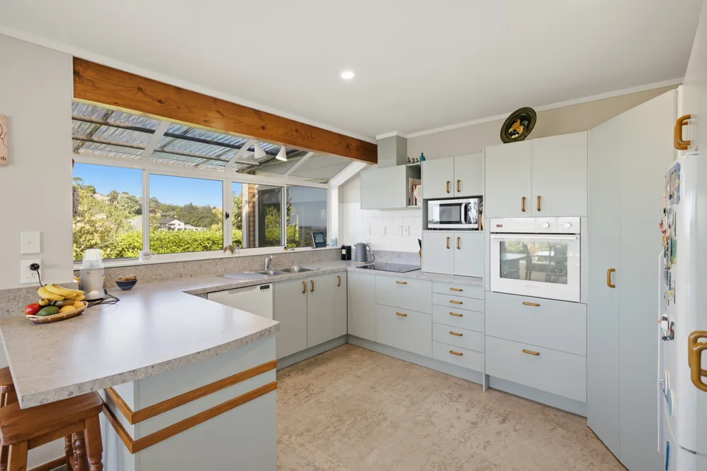 Photos of 91 Waikite Road