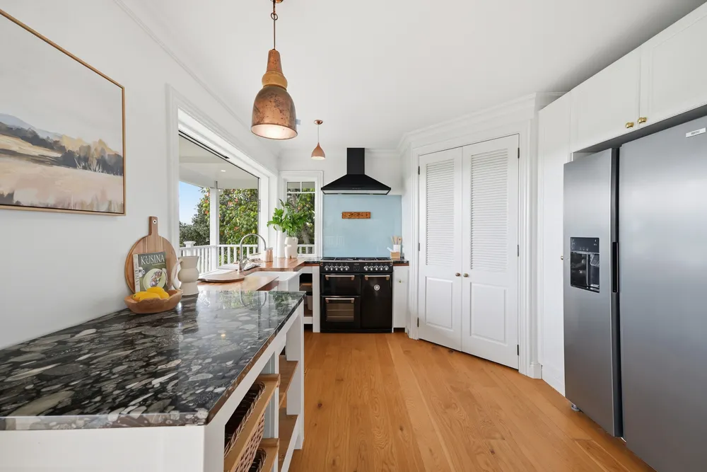 Photos of 48A Waterview Road