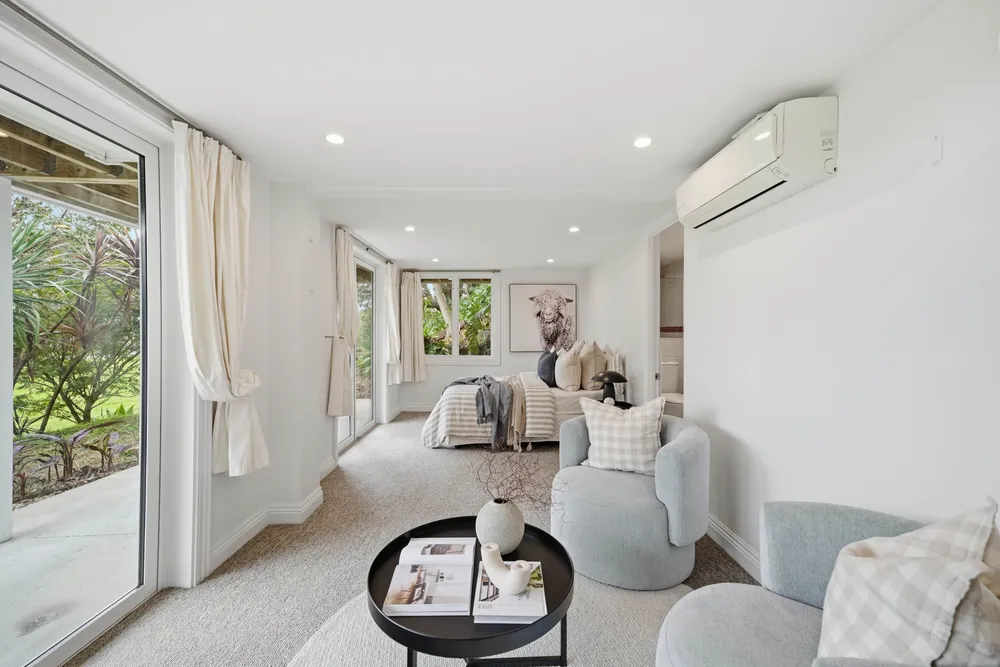 Photos of 48A Waterview Road