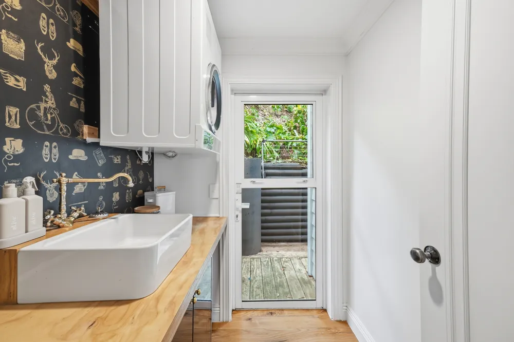 Photos of 48A Waterview Road