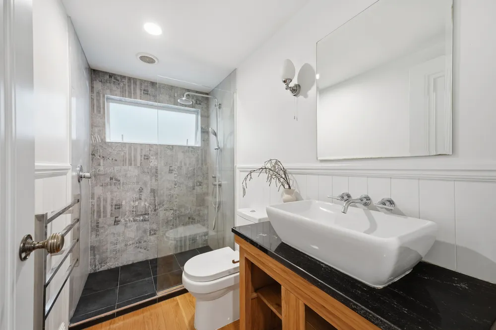 Photos of 48A Waterview Road