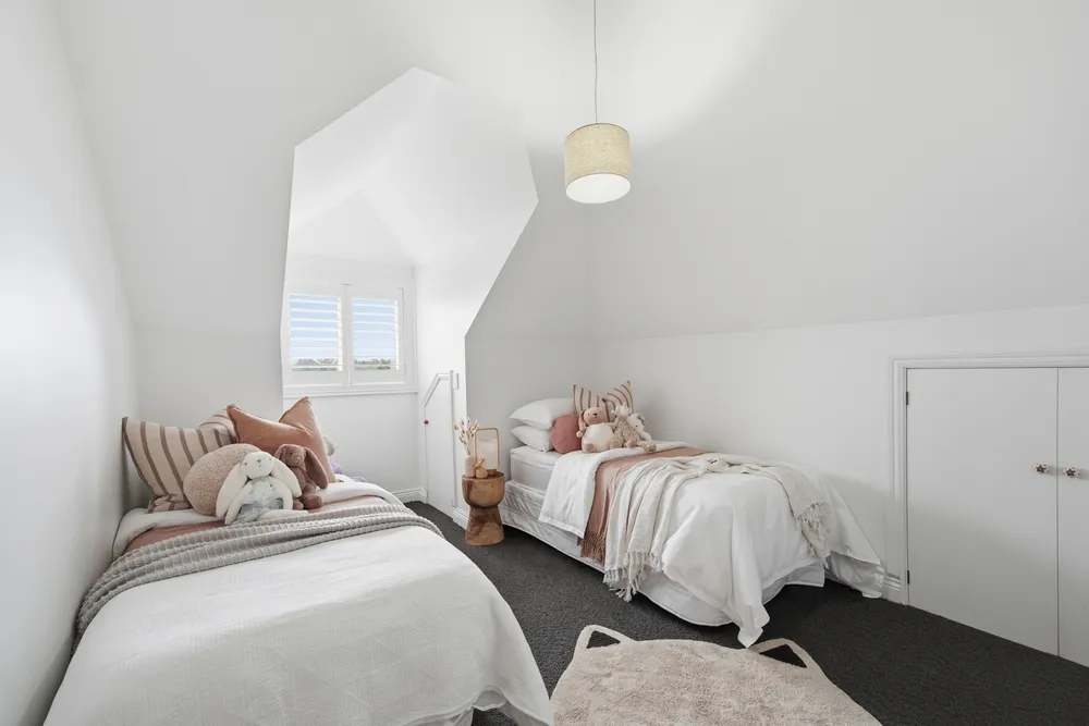 Photos of 48A Waterview Road
