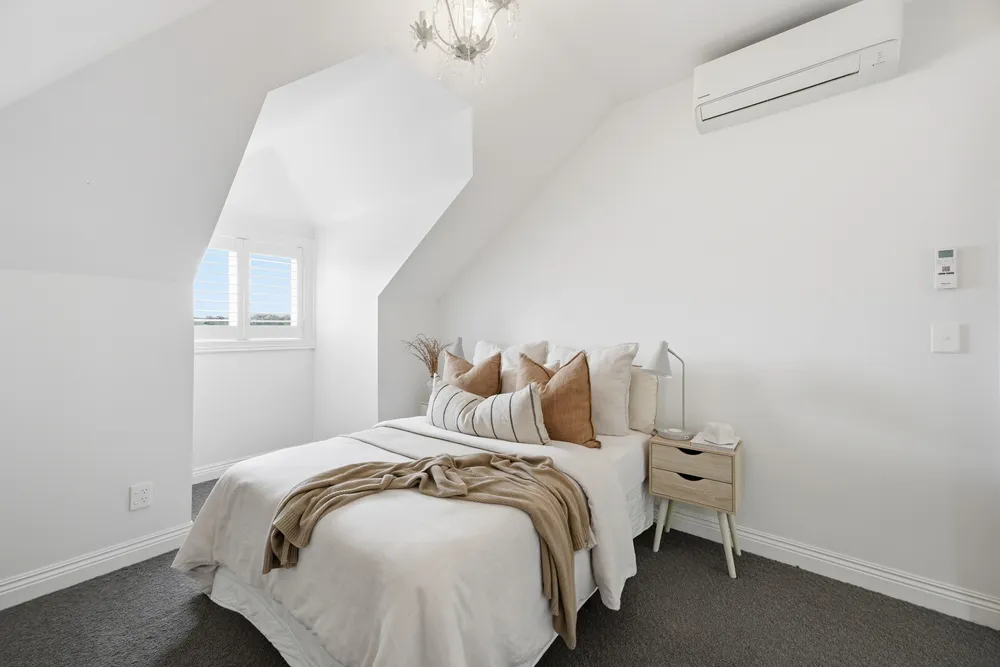 Photos of 48A Waterview Road