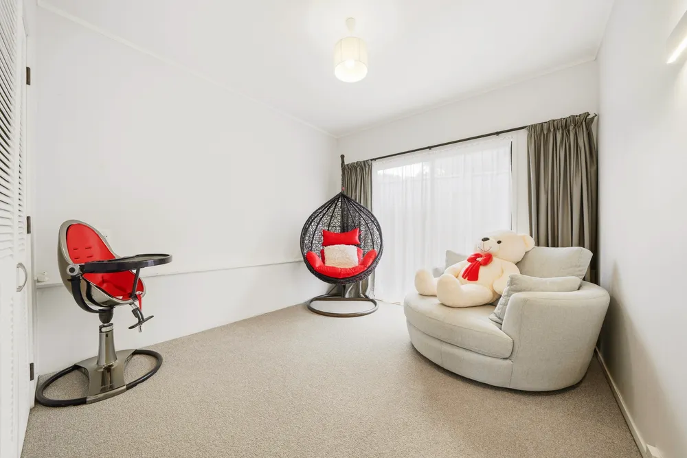 Photos of 10 Montclair Rise