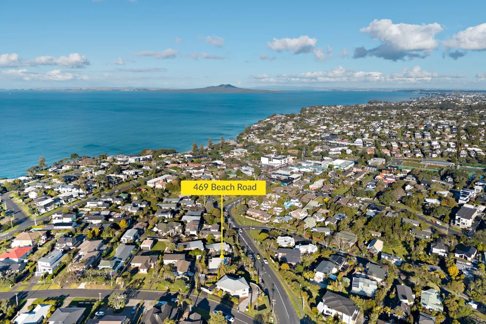 Photos of 469 Beach Road
