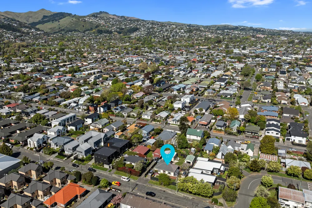 Photos of 6 Hume Street