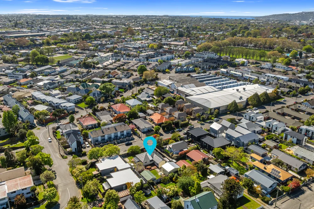 Photos of 6 Hume Street