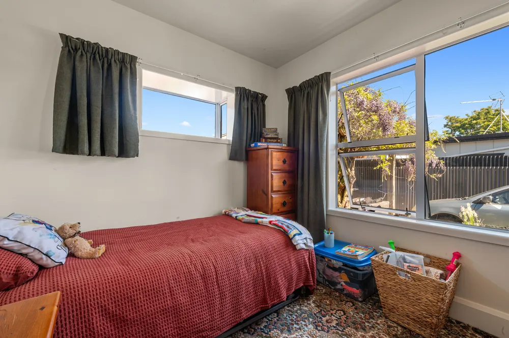 Photos of 6 Hume Street