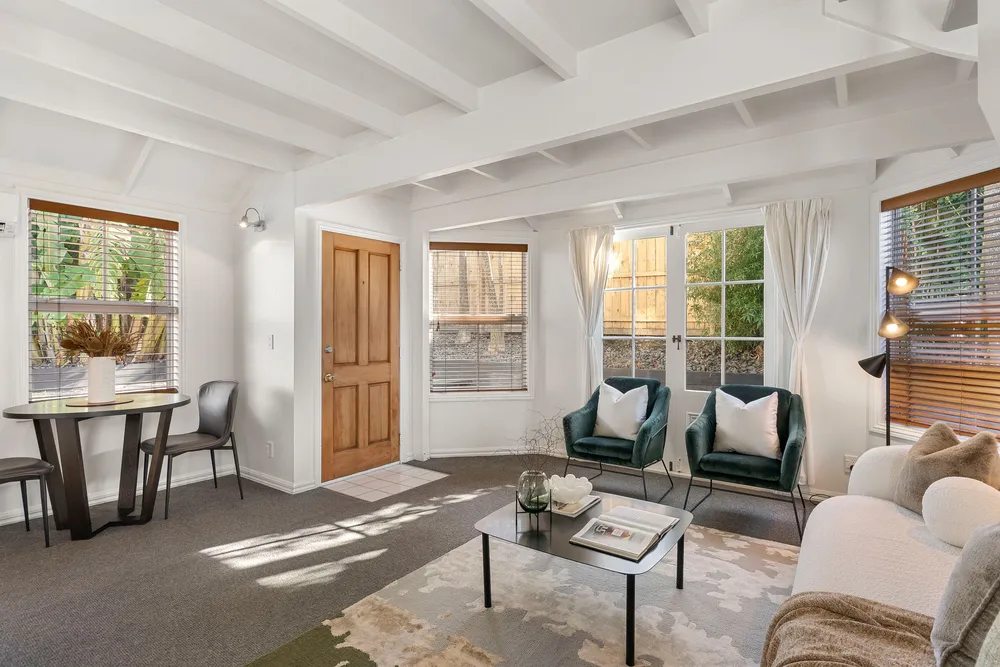 Photos of 26B Cooper Street