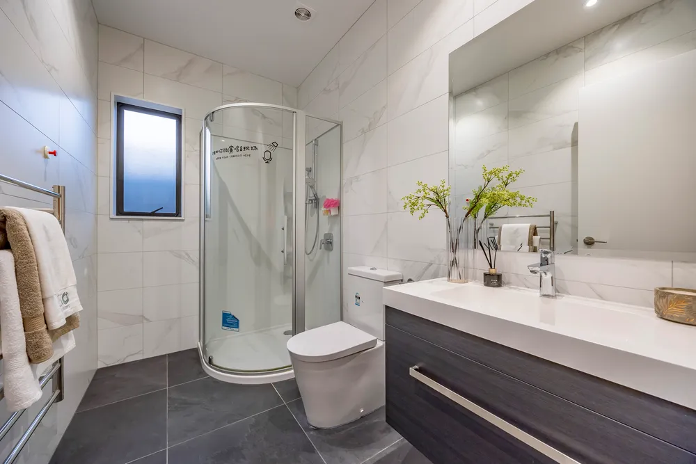 Photos of 130 Wainui Road