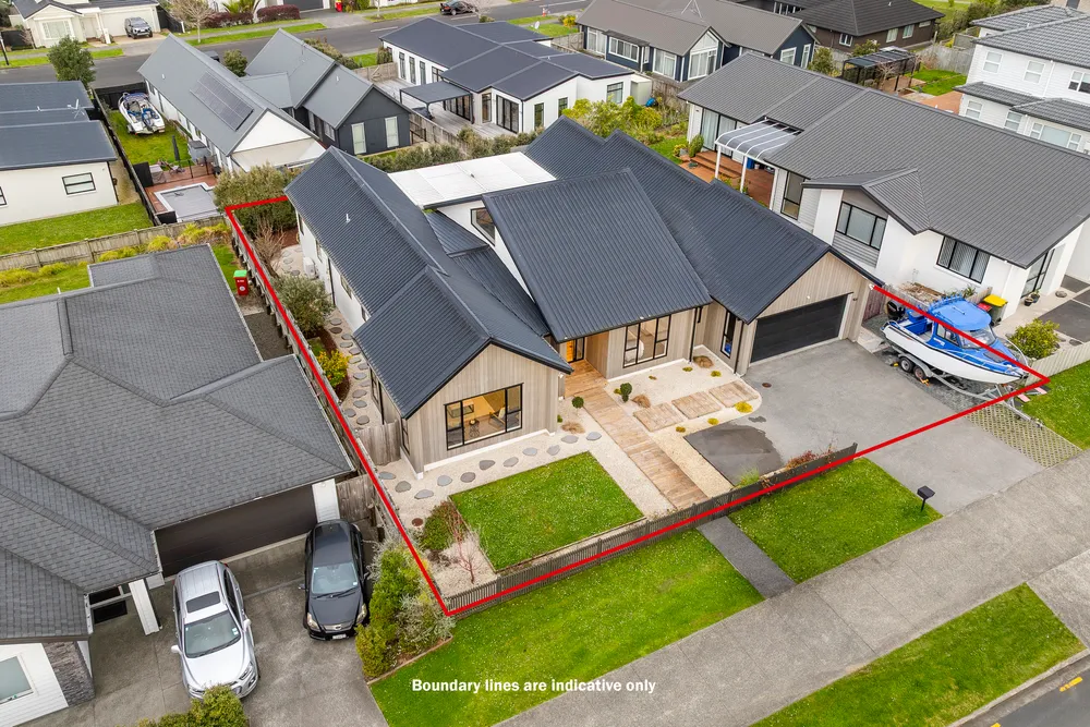Photos of 130 Wainui Road