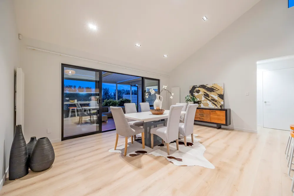 Photos of 130 Wainui Road