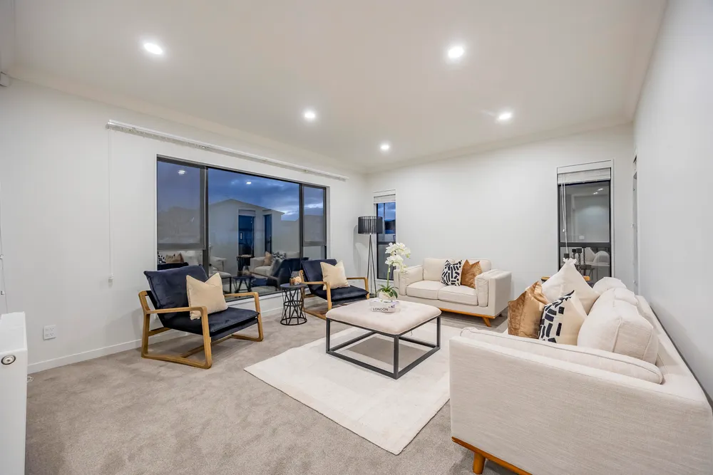 Photos of 130 Wainui Road