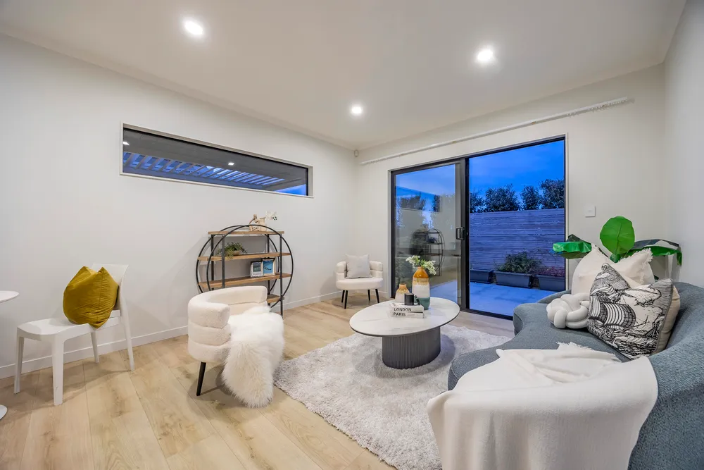 Photos of 130 Wainui Road